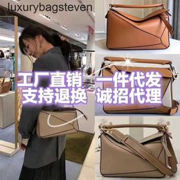 Loeiwe High end Designer Puzle bags for womens Bag New Genuine Leather Geometry Mini Handheld Shoulder Crossbody Pillow Bag Saddle Bag Bag Original 1:1 with real logo