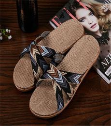 2020 T168 Neuer hochwertiger Sommerstrand in der Innenräume flache Männer039s Frauen039s Mode -Slipper Sandalen Flip Flop Freizeitschuhe High H3352590