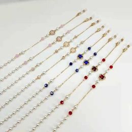 Eyeglasses chains Eyeglass Chain Round Crystal Flower Charm Beaded Chain Eyewear Holder Strap Women Sweater Necklace Layered Bracelet