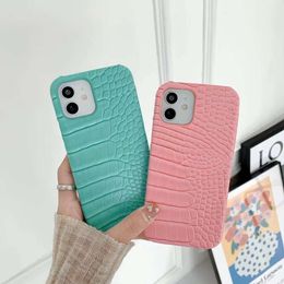 Minimalist crocodile patterned leather suitable for Apple 13promax/12/7Plus/8/xsmax/xr phone case