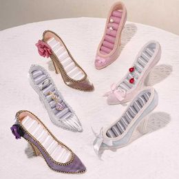 Jewellery Stand High Heel Shaped Rack Vintage Style Finger Ring Display Tray Storage Box Q240506