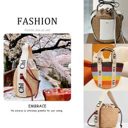 Retro Luxury Woody Bucket Bag Womens Colour Shopping Designer The Tote Bags Straw Clutch Crossbody Shoulder Handbag Waterproof Basket Luxurys Girls Briefcase