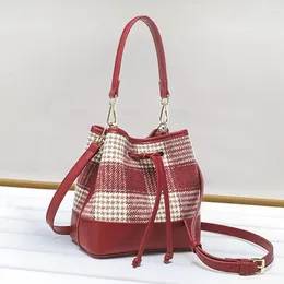 Shoulder Bags Chinese Style Mini Lattice Bucket For Women Luxury Designer Handbags And Purses 2024 In Woollen Underarm Cloth