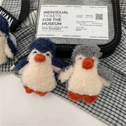 Cell Phone Mounts Holders Cute 3D Plush Penguin Phone Bracket Grip Tok Griptok Holder Ring Lovely Animal Foldable For iPhone Accessories Universal