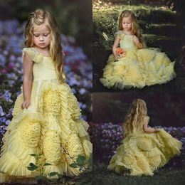Cute 2020 Flower Girls Dresses For Wedding Multilayer 3D Flowers Kids Formal Wear Applique Floor Length Girl's Pegeant Dress 0431
