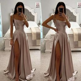 Rems Satin Gold Prom Rosy Evening Dress Elegant veck Split Formal Long Special Ocn Party Dress Robe de Soiree