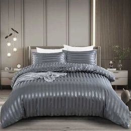 Bedding sets 3 pieces of satin striped down duvet cover in full size/large set luxurious silk Grey striped down duvet cover with zipper J240507