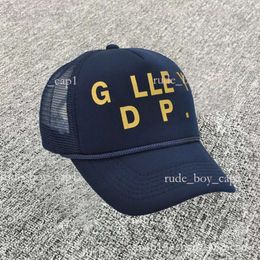 Gallerys Dept Hat Designer Baseball Cap Womens Ball Caps Gp Graffiti Cap Gorras For Men Casquette Luxe Outdoor Truck Driver Sunshade Hat Letters 574