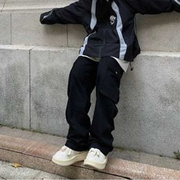 Pantaloni maschili di strada da maschera multi tascabile y2k hip hop casual hip hop pantaloni dritti cinghia dritta pantaloni di moda americana j240507