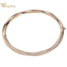 Bangle Huang Yu 925 Pure Silver Laboratory Sapphire High Carbon Diamond 18K Gold Plated Gemstone Bracelet Exquisite Jewellery Wholesale Q240506