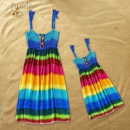 Family Matching Outfits Summer Family Dress Mother and Daughter Matching Outfits Bohemian Beach Floral Sundress Dresses For Mom Girl Family Look Sets d240507