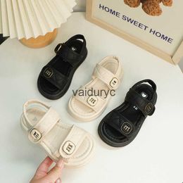 Sandals Girls Summer Childrens Scarpe 2024 Oppresa aperta Beach Velcro Fashion Princess Casual H240507