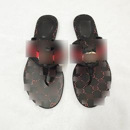 Letter G Flip-Flops Flat Sandals Women's Summer Black European Station Metal Man Flip-Flops