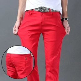Men's Jeans New Mens Pants Trend Temperament Casual Denim Jeans Elastic Straight Slim White Red Black Cool Trousers for Male Y240507