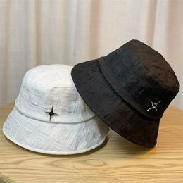 Japanese style fully matched bucket cap metal label bucket cap design tool casual bucket cap fashion240429