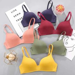 Bras Simple seamless lingerie sexy party bra soft and breathable bra solid Colour lingerie girls lingerie accessoriesL2405