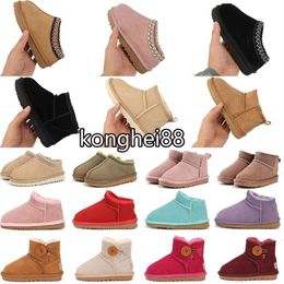 Designer Womens Boots Designer Snow Booties Ultra Mini Platform Tazz Slippers Tasman Fur Slides Casual Comfortable Ladies Girls Winter Tasman Warm Boots Shoes