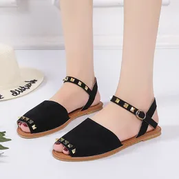 Casual Shoes 2024Summer Womens Sandals Luxury Rivet Sexy Round Toe Open Outdoor Party Banquet Ladies Flat