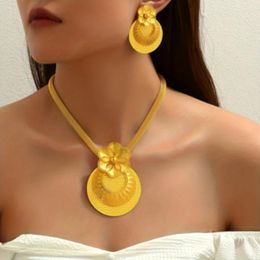 Necklace Earrings Set Dubai Noble Style Traditional Bridal Party Jewelry Gold Color Trend Floral Designs Everyday