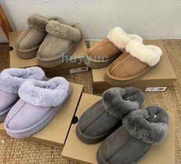 Plataforma de designer Slippers de lã Disquette Funkette Fur Slides Classic Mini Ultra Boot Scuff Sis Tazz Sheepskin Suede Upper2039403