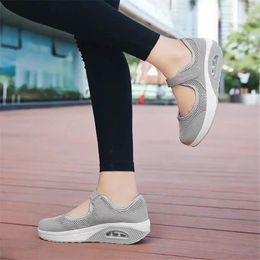 Casual Shoes Size 35 Black Summer Walk Vulcanize Gym For Women Original Sneakers Sports To Play Idea High Fashion In Offers