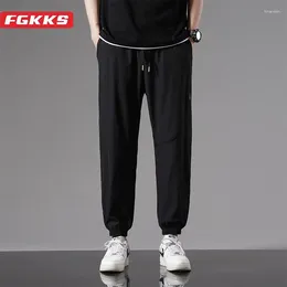 Men's Pants FGKKS 2024 Outdoor Casual For Men Solid Color Bunched Feet Fashion High Quality Design