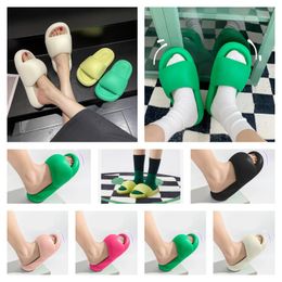 luxury slippers designers Women Ladies Hollow Platform Sandals made of transparent materials fashionable sexy lovely sunny beach woman shoes slippers