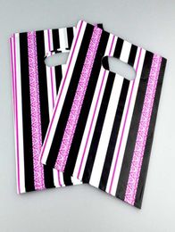 100pcslot 20x25cm Pink Black Striped Plastic Gift Bag Boutique Jewellery Gift Packaging Bag Plastic Shopping Bags With Handle7343217