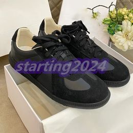 margielas sneaker Leather mens women maisons Replicate Casual shoes walk loafer hike luxurys Designer Shoes girl run black white tennis foam runner Outdoor T58