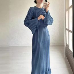 European and American Elegant Women's 2024 Autumn New Long Dress Temperament Pleated Flare Sleeves Mid length Dress