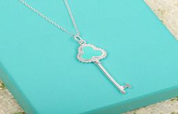 S925 silver Charm key shape pendant necklace with green color in platinum have stamp velet bag PS4330A2205213