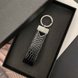 Key chains Designer Keychains Men Women Keychain Fashion Car Keyring Lovers Keychain Real Leather Classic Weave Key Ring Accessories 19 Styles Colors 01