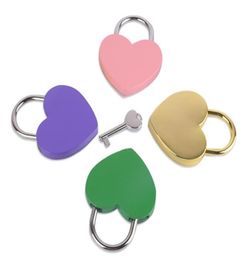 Whole 7 Colors Heart Shaped Concentric Lock Metal Mulitcolor Keys Padlock Gym Toolkit Package Door Locks Building Supplies3757832