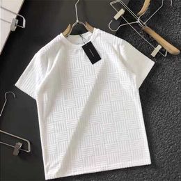Дизайнер моделей ранняя весна мужская футболка Wo Sect Sectect Percement Вертикальная сплошная полоса маленькая короткая и круглая илбаб