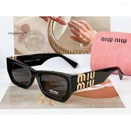 Sunglasses Miui High Quality Glimpse 2024 Summer Classic Cat Eye Rectangle For Women
