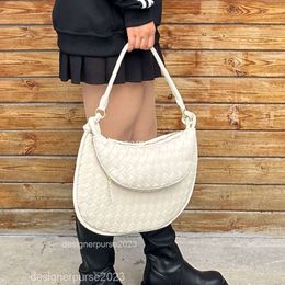 Women's Designer Bag Women Purse Bags New Fashion Trendy Gemelli Shoulder Handbags Handwoven Leather Underarm Handheld Wrist Straight AKDB