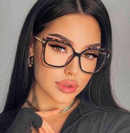 Sunglasses Vintage Glasses Frames for Women Latest Trends Fashion Square Transparent Optical Lenses Anti Blue Light Clear Eyeglass1542396