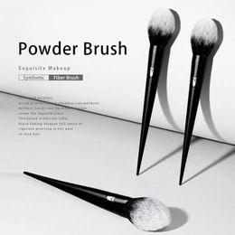 Makeup Brushes Kat Von D-Makeup Brush 20 Powder Soft Fibre Hair Elegant Black Handle Brand Womens Q240507