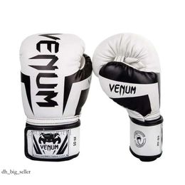 Venum Muay Thai Punchbag Grappling Gloves Kicking Kids Boxing Glove Boxing Gear Wholesale High Quality Mma Glove 616