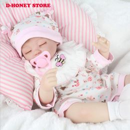 45cm Soft Silicone Doll Reborn Baby Toy For Girls Newborn Girl Baby Birthday Gift For Child Bedtime Early Education 240w