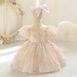 Sukienki dziewczynki ręcznie robiona cekinowa siatkowa sukienka polipropylenowa dla dzieci słodkie i urocze kwiaty dziecięce bąbelki w stylu sleved w stylu obiadowym 1309L240508