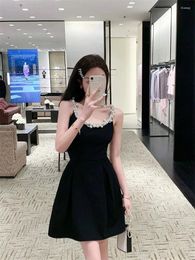 Casual Dresses Arrival Fashion 2024 Women Sexy Summer O-neck Spaghetti Strap Pearls Embroidered Flares Folds Black White Mini Dress