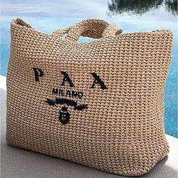 Straw triangle handbags designer tote bags for womens weave Raffias top handle beach bag shopper weekender clutch mens fashion Crossbody Shoulder bagnn