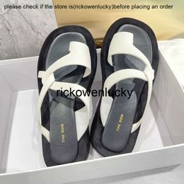 the row Ultra light~The * row new outdoor comfortable fashion leather cross band thick sole open toe flip flops for women NQT8