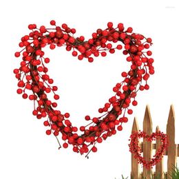 Decorative Flowers Heart Shaped Berry Wreath Hanging Decoration Valentine's Day Garland For Wedding Anniversary Window Wall Indoor Home