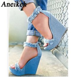 2024 Blue Designer Denim Sandals Summer Woman Wedges High Heels Peep Toe Platform Roman DRESS Pumps Shoes 35-40