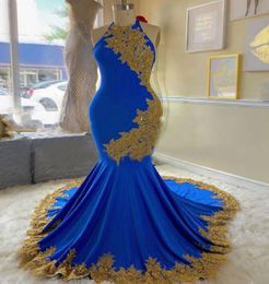 Royal Blue And Gold Applique Prom Gowns Evening Dress Long 2020 Halter Top Satin Mermaid Trumpet Dresses Evening Wear Mother Of Th8122398