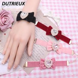 Charm Bracelets Japanese Style Sweet Handmade Simple Lady Velvet Bow Big Heart Shape Rhinestone Wristband Bracelet Girls Wild Hand Ornament