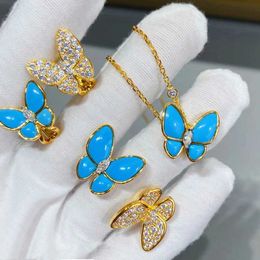 Earrings Necklace Hot and New Turquoise Golden Butterfly Necklace for Women Releases Fashionable Temperature Luxury Brand Jewelry Set Party Gifts J240508