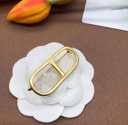 Luxury Designer Jewellery High Quality Brooch Famous Fashion Brand Gold Letter Ornaments Mens Women Wedding Party Dress Clothing Acc3077253